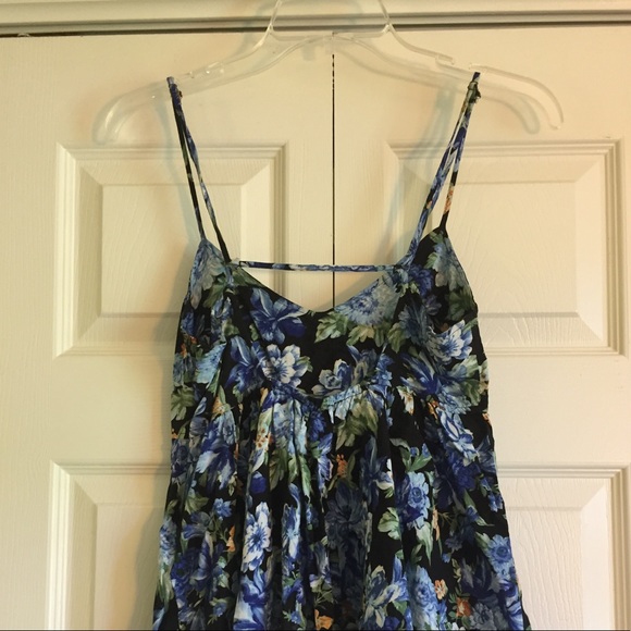 Forever 21 Floral Hawaiian print tank top - Picture 3 of 5